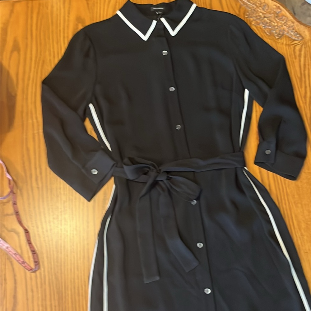 Dress - Picture 8 of 8
